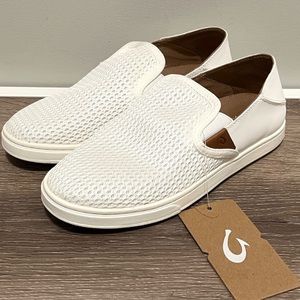 OluKai NEW Womens White Pehuea Slip On Sneakers Shoes Sz 7